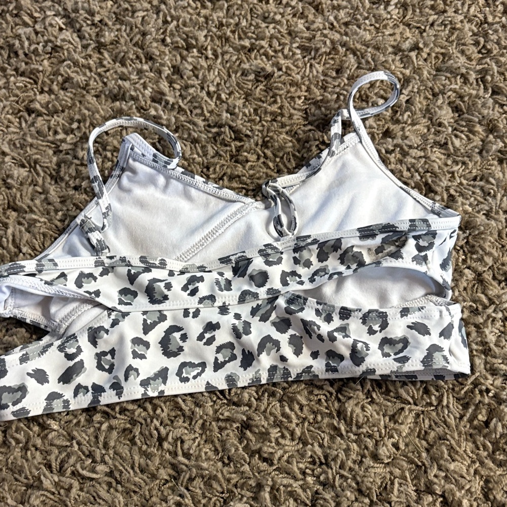 Leopard Print Bikini Set - Picture 4 of 7